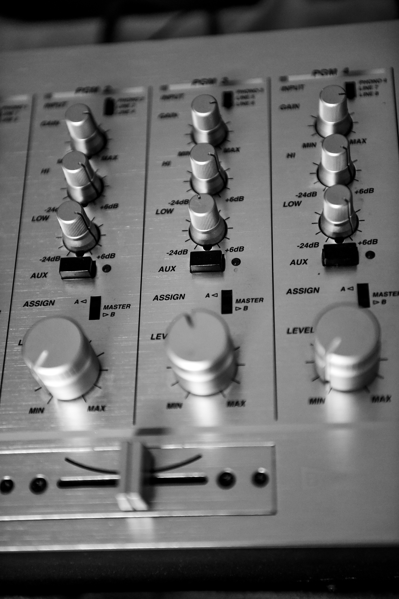 超音波振荡子原理？