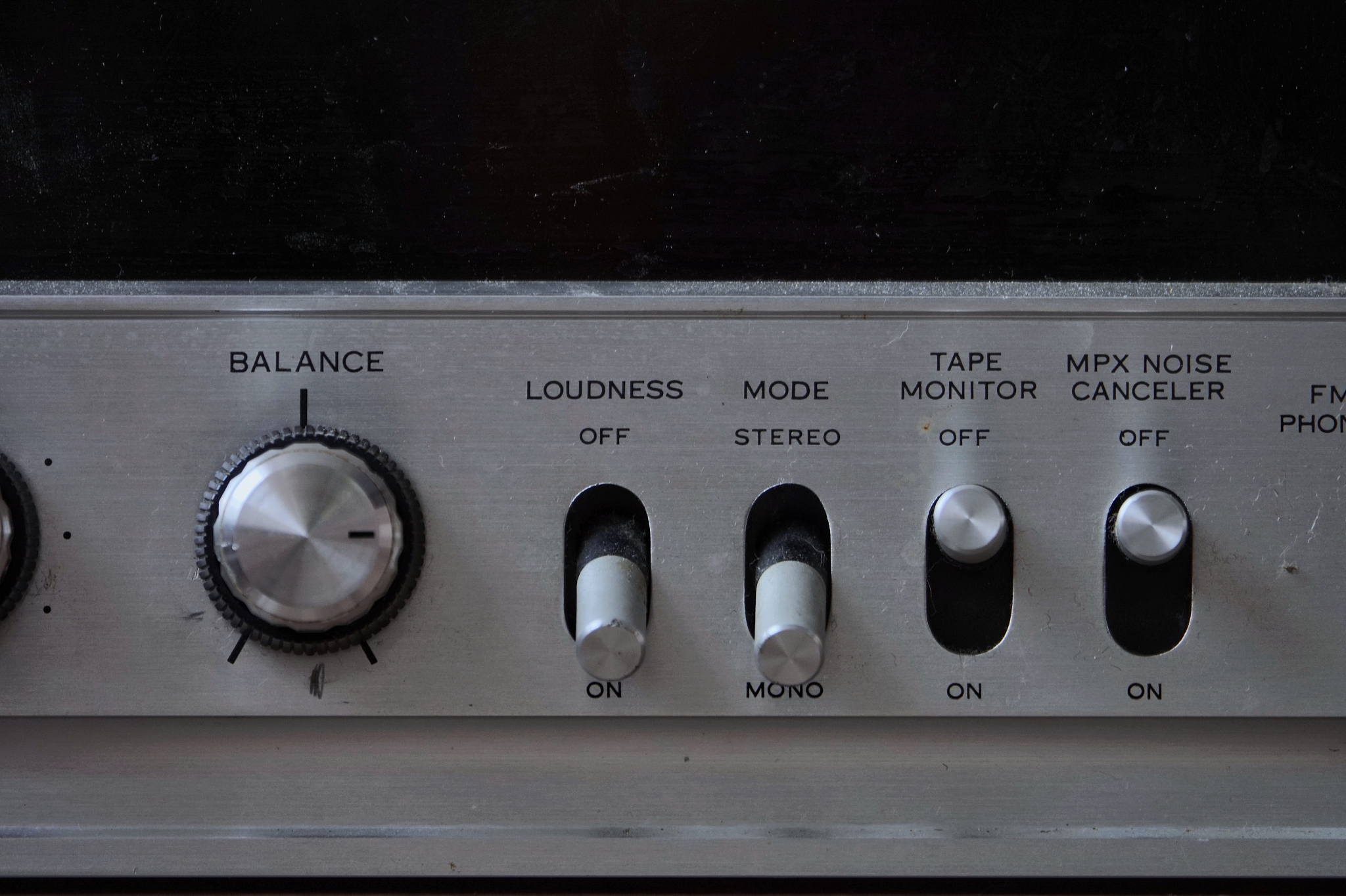 Compaq EOD003 vs Sony SDT-9000 DDS3 Drive: A Detailed Comparison