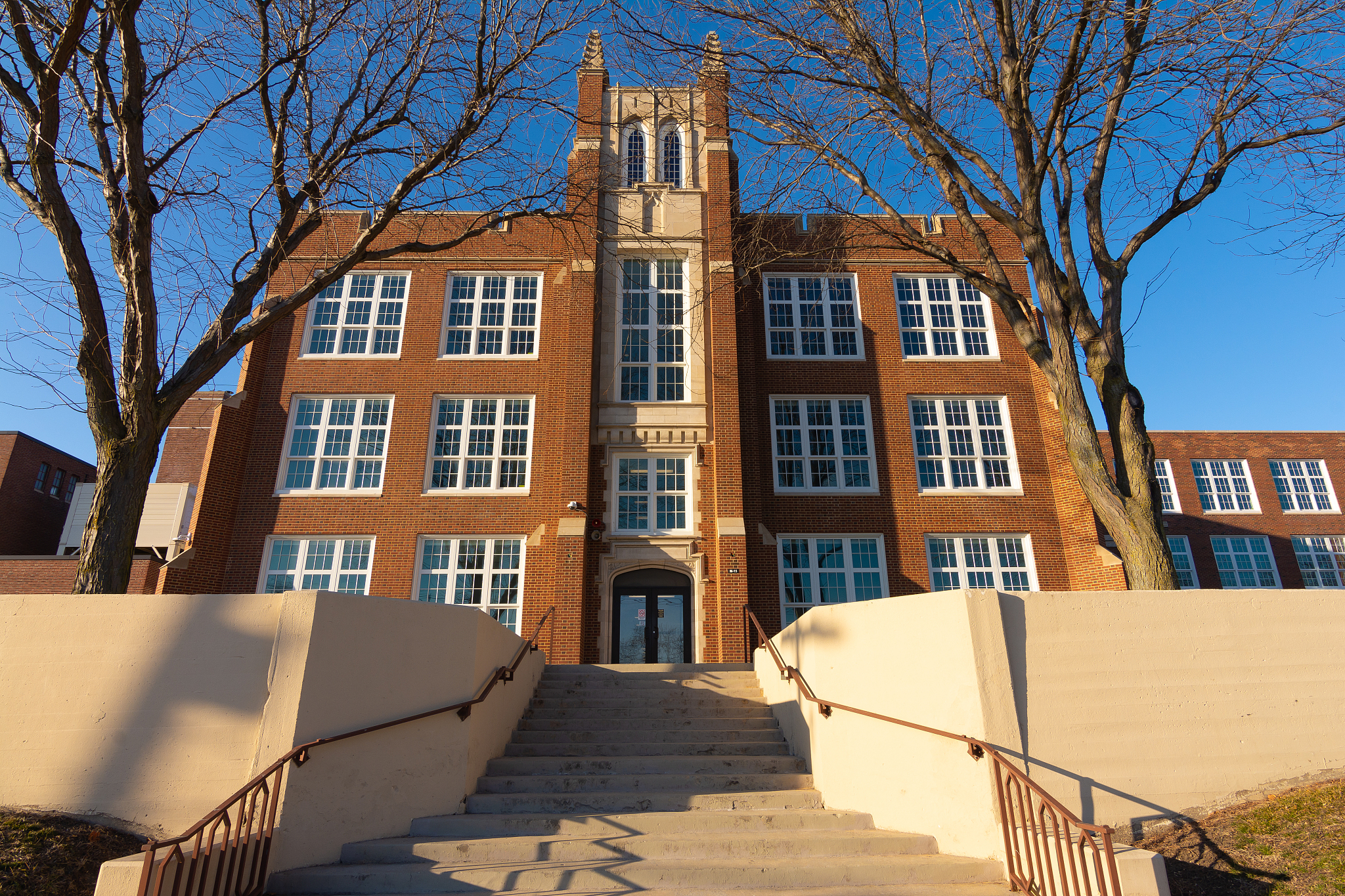 school in the midwest