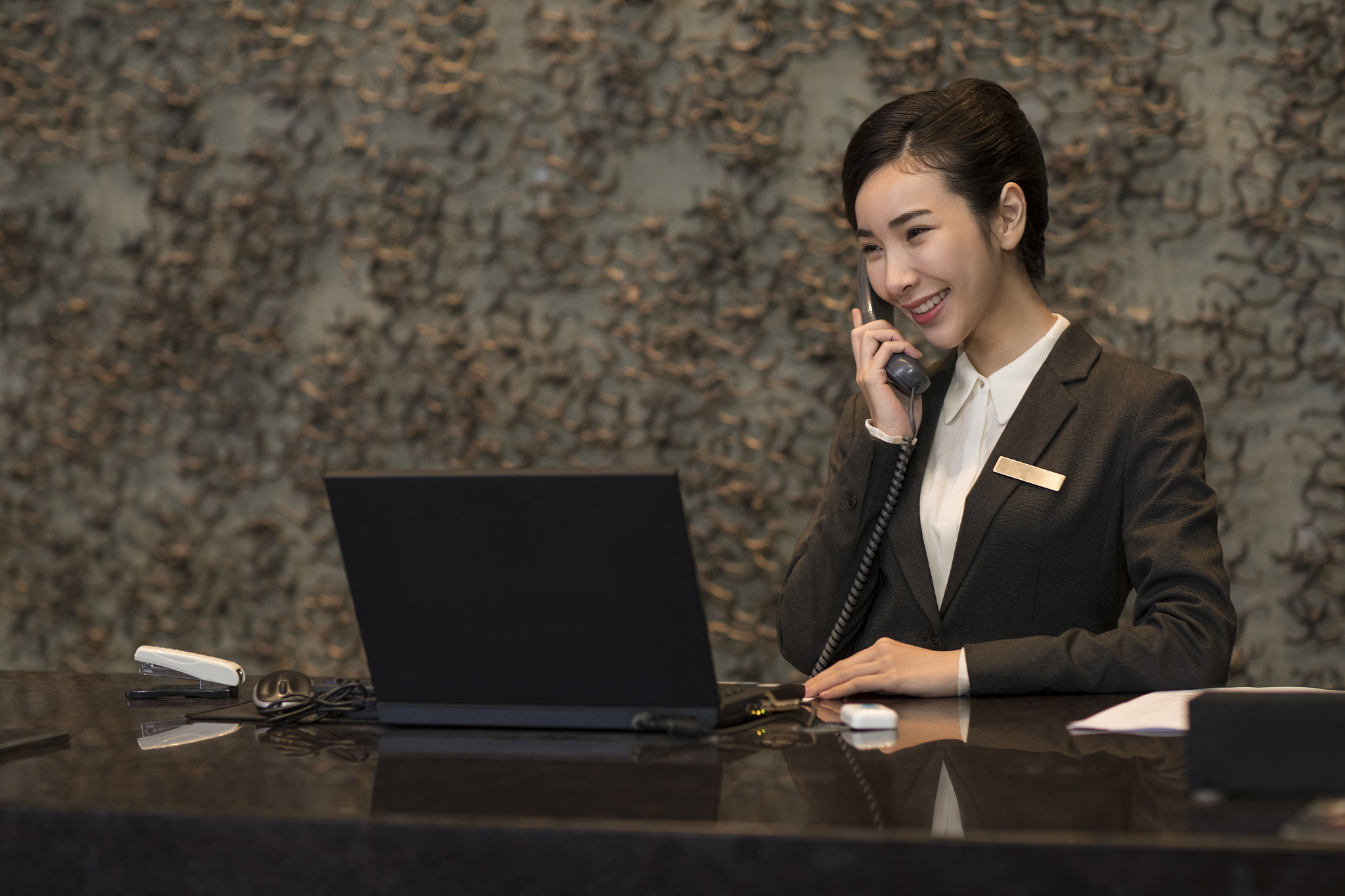 客户总半夜打电话怎么办