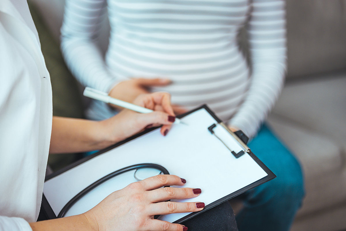 请三分钟左右的PPT演讲稿内容是关于妇科医生晋副高的演讲稿。