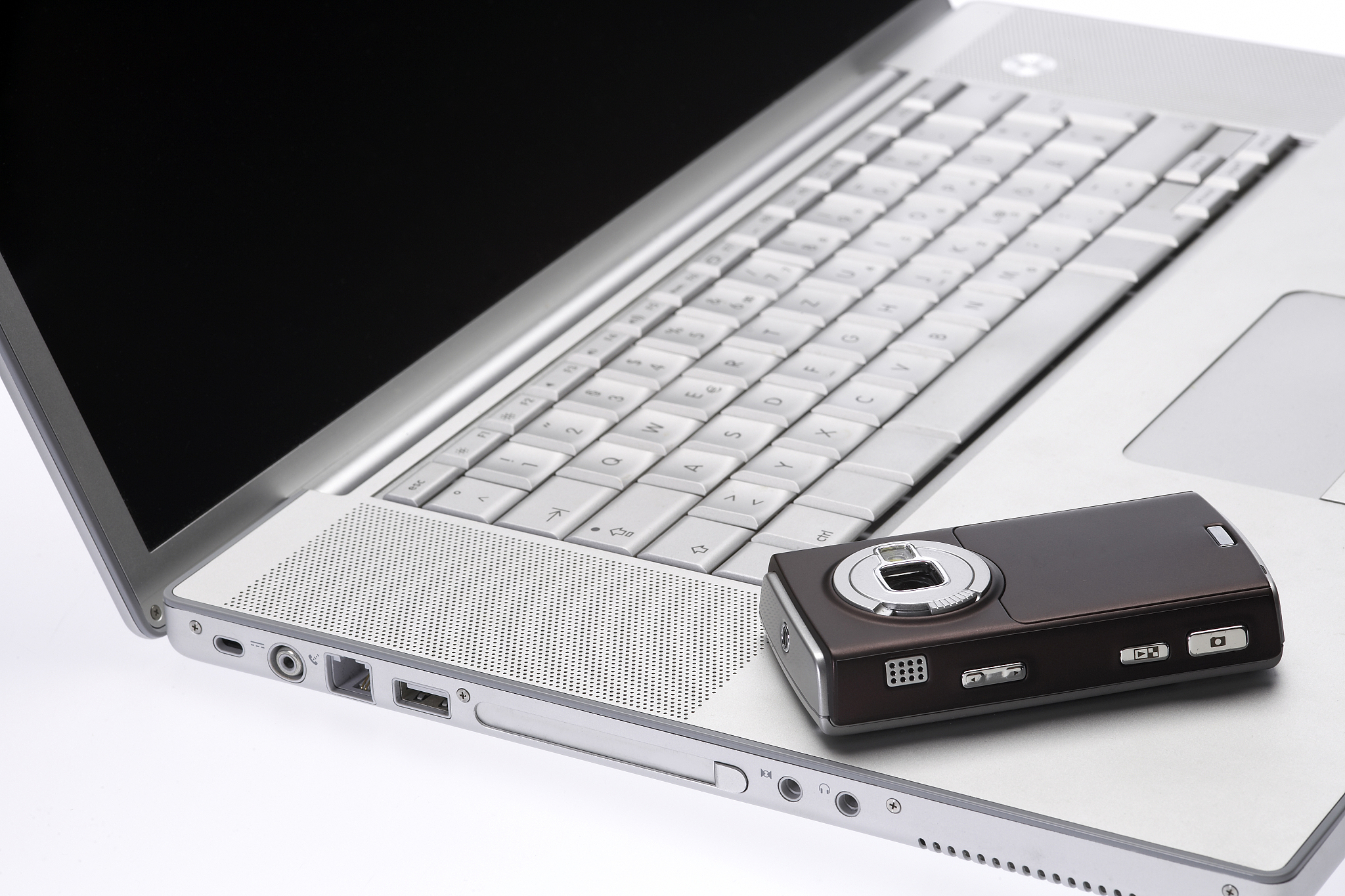 界首市技工学校2022年招生简章