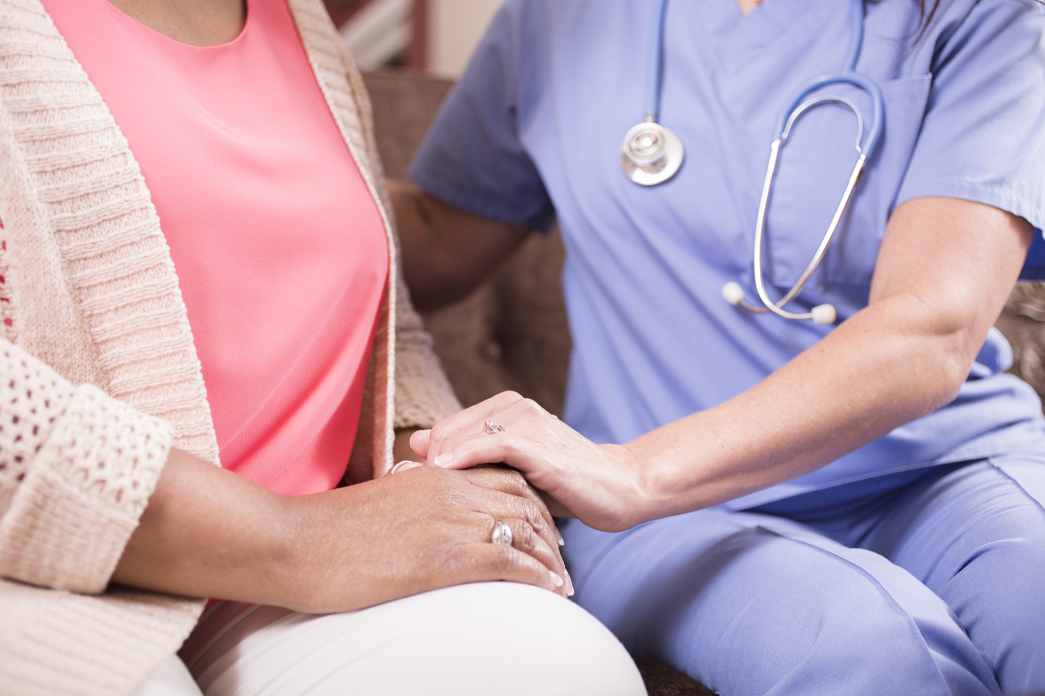 老年护理就业前景分析：机遇与挑战并存