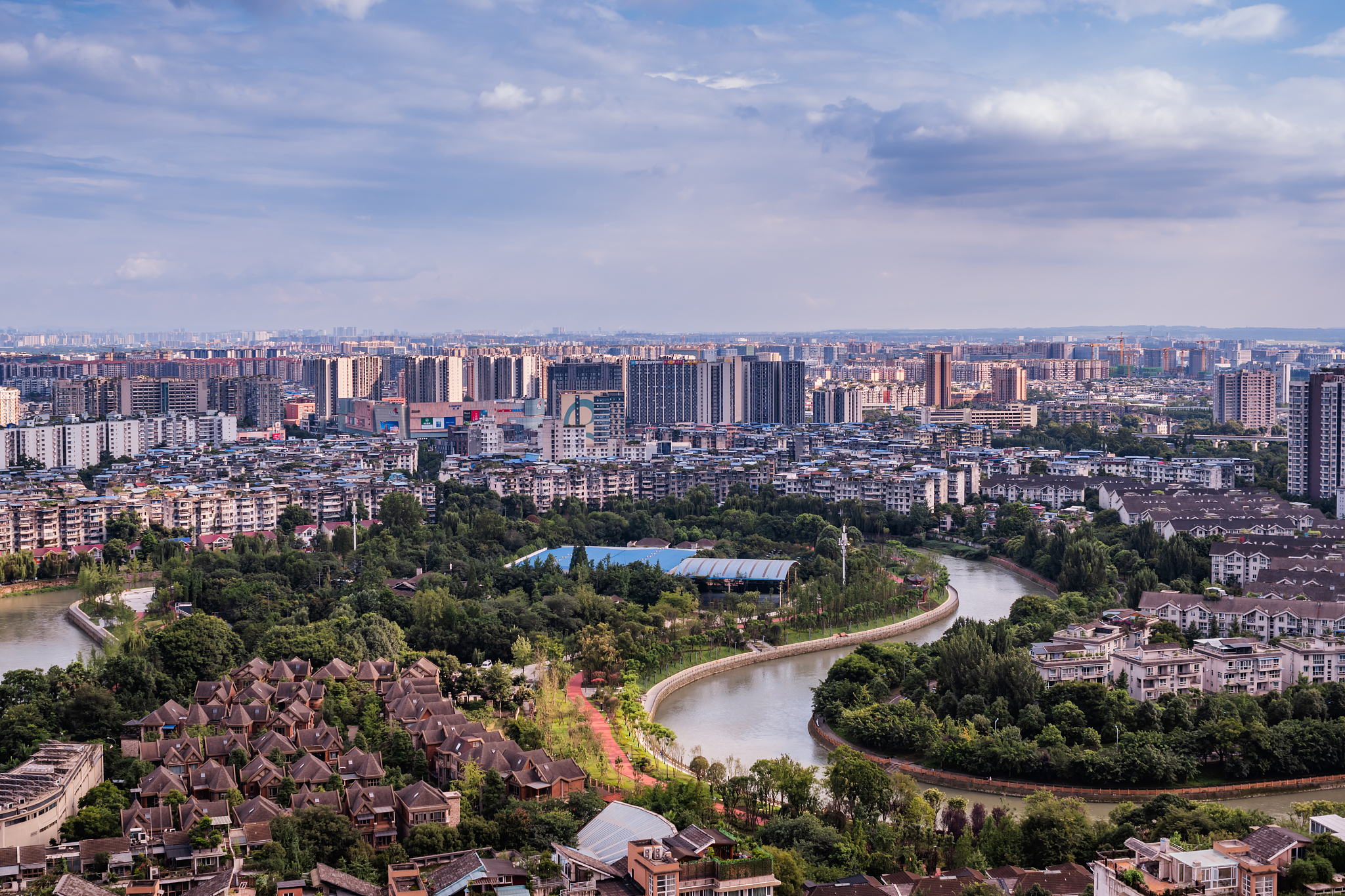 成都清水河城市风光