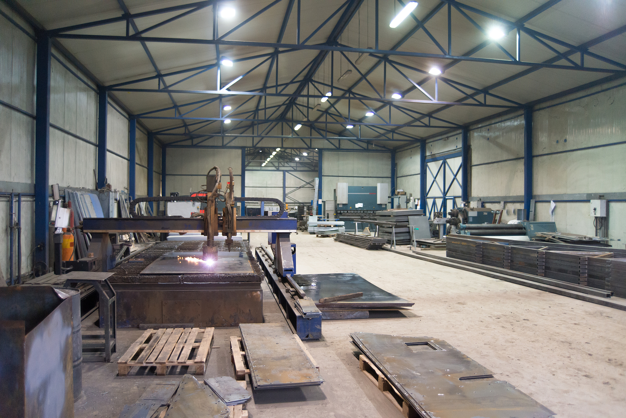 甘肃冷作钣金加工专业学校推荐：兰州工业职业技术学院、甘肃机电职业技术学院等