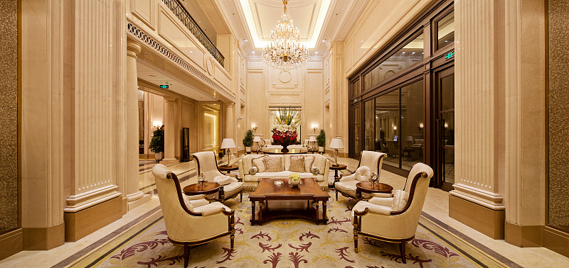 Capri Palace: Experience Luxury and Stunning Views in Naples