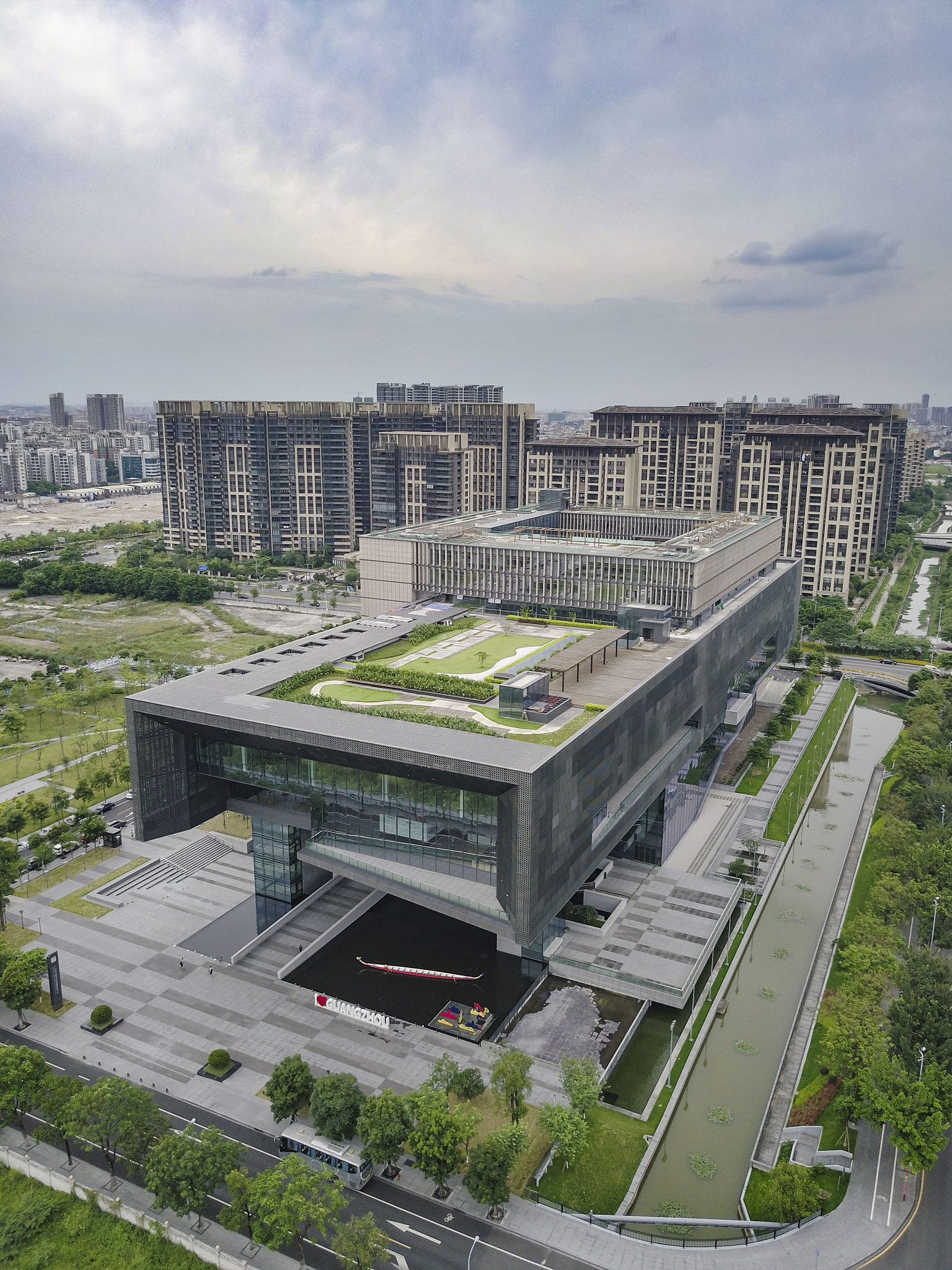 嘉兴学院建筑学专业就业方向：建筑设计、规划、施工、管理