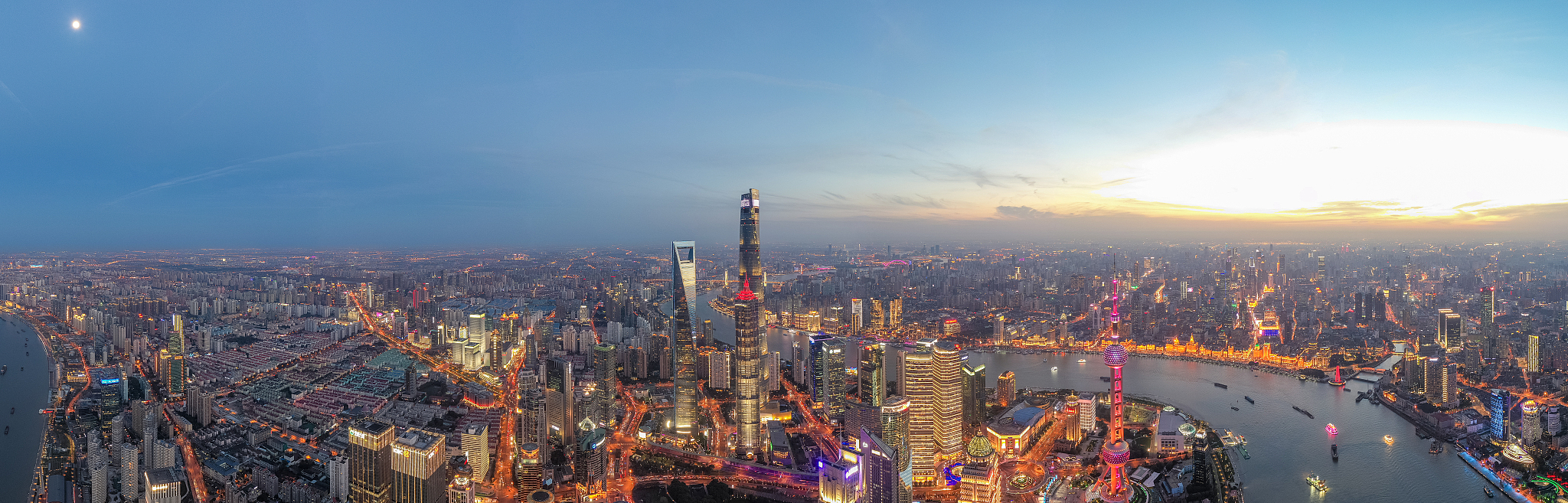 上海发展历程：从改革开放到国际金融中心