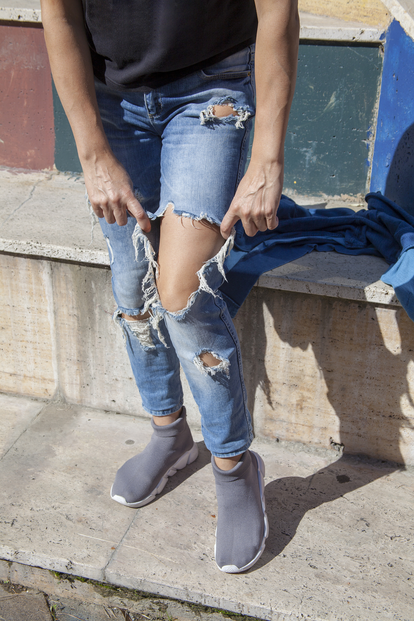 我的裤子漏了一个洞很快我就要死了什么道理？