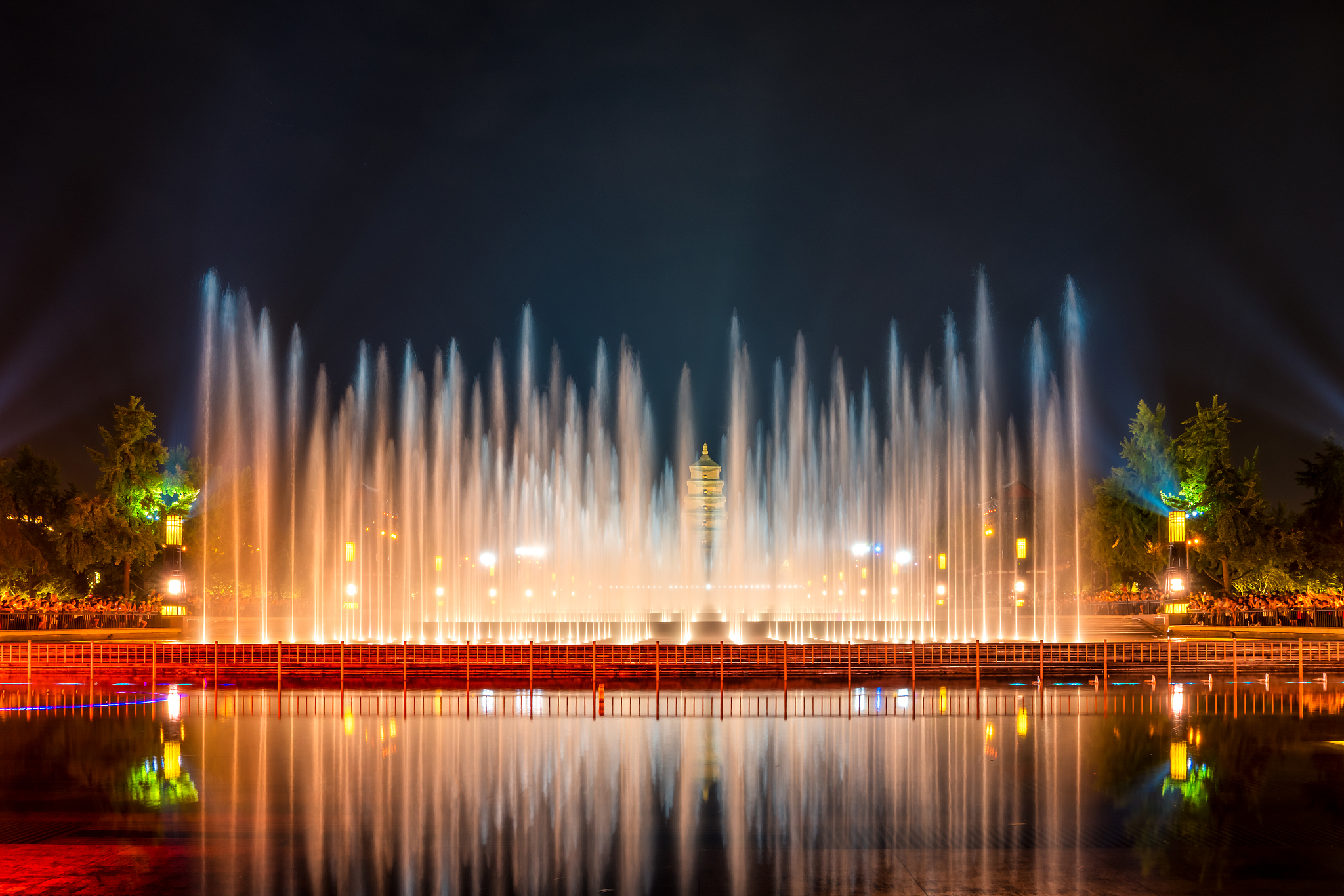 陕西省电子信息学校是公办还是民办是大专还是中专好麽