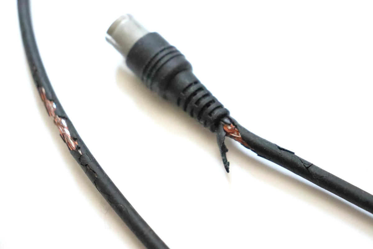 吸引美国人的Kobilar240w数据线30off的标题和文案用美式英语表达