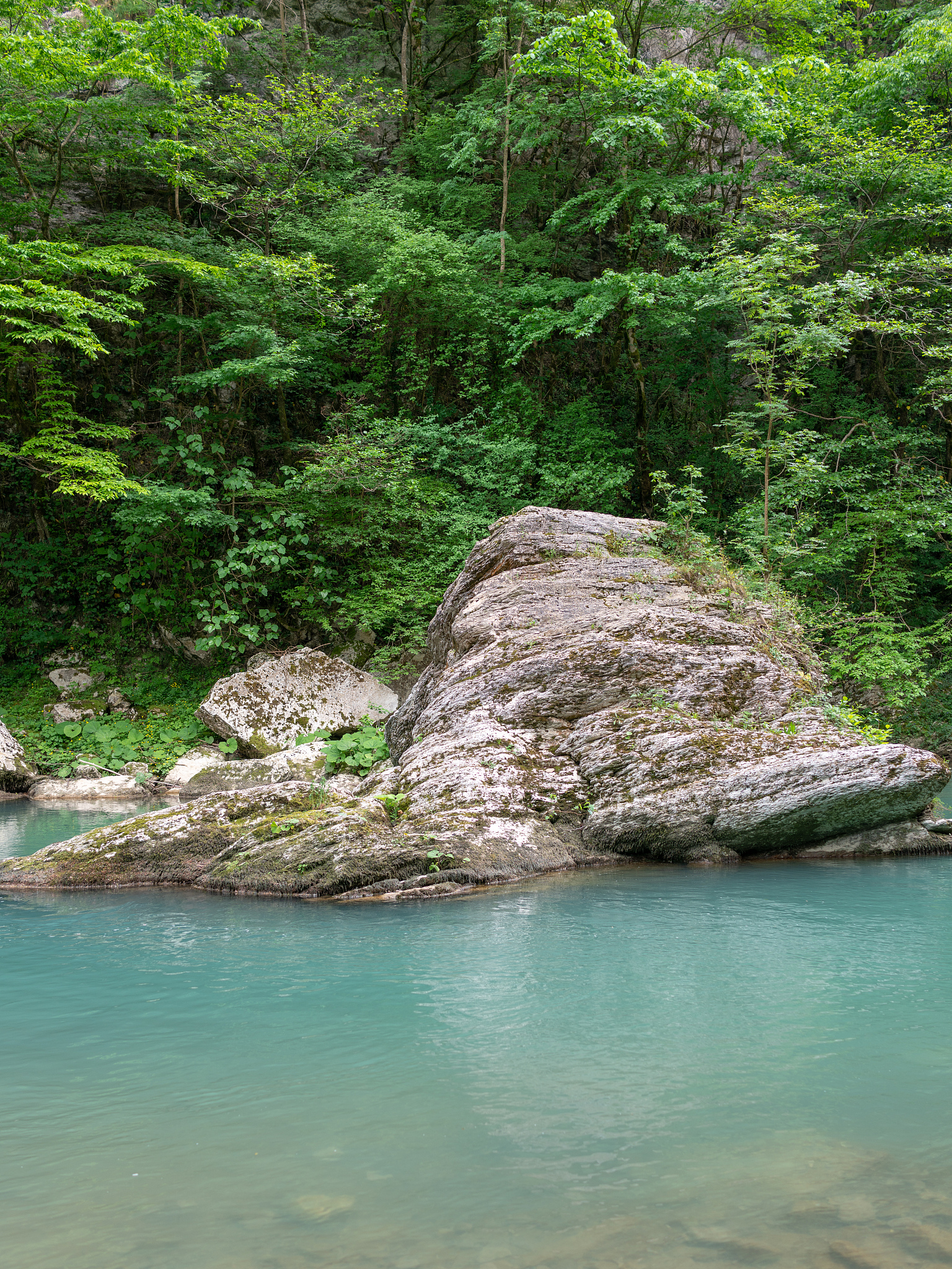 探秘池州清溪河：地质特征、地貌及资源价值