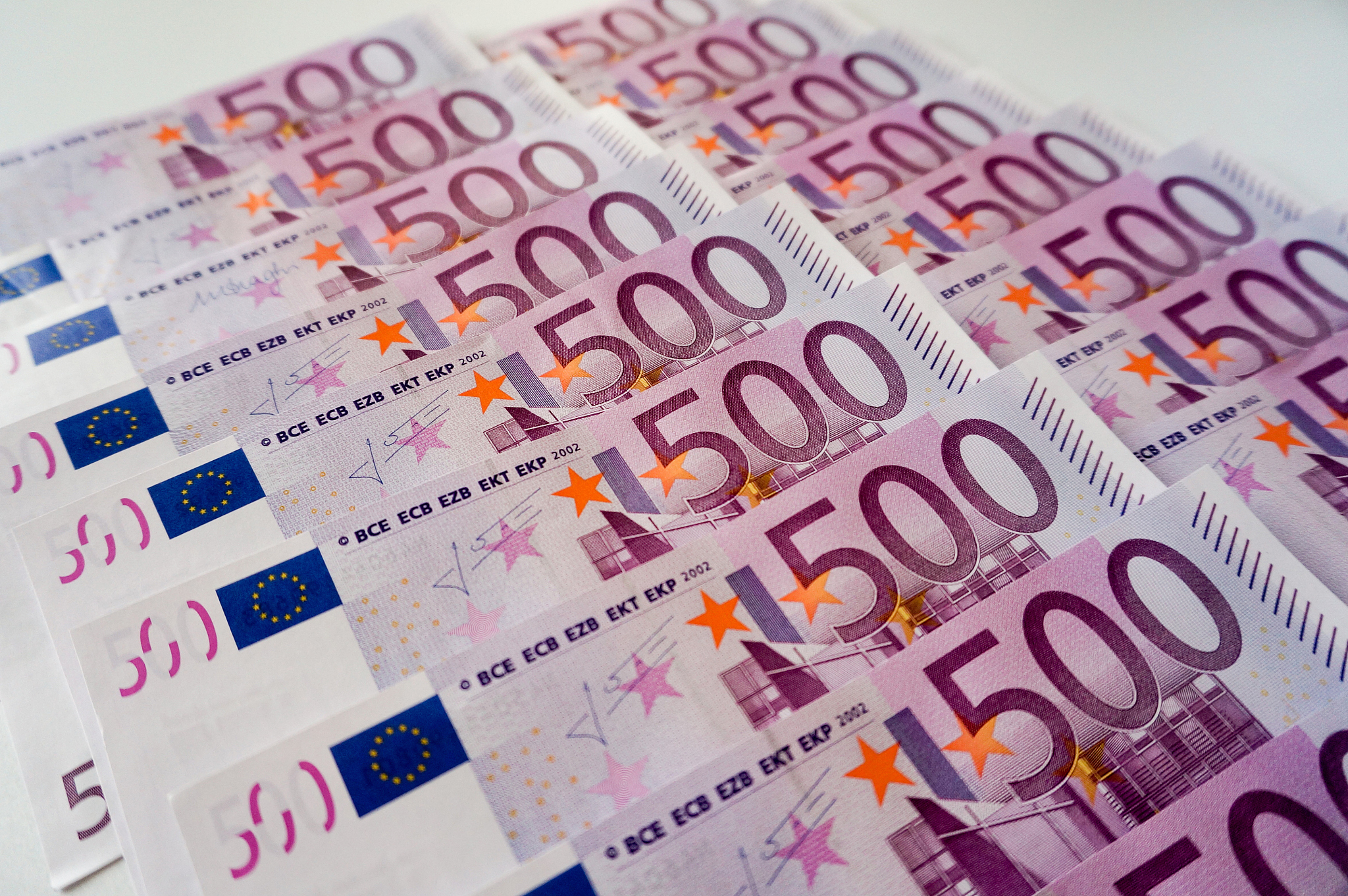 five hundred euros banknotes