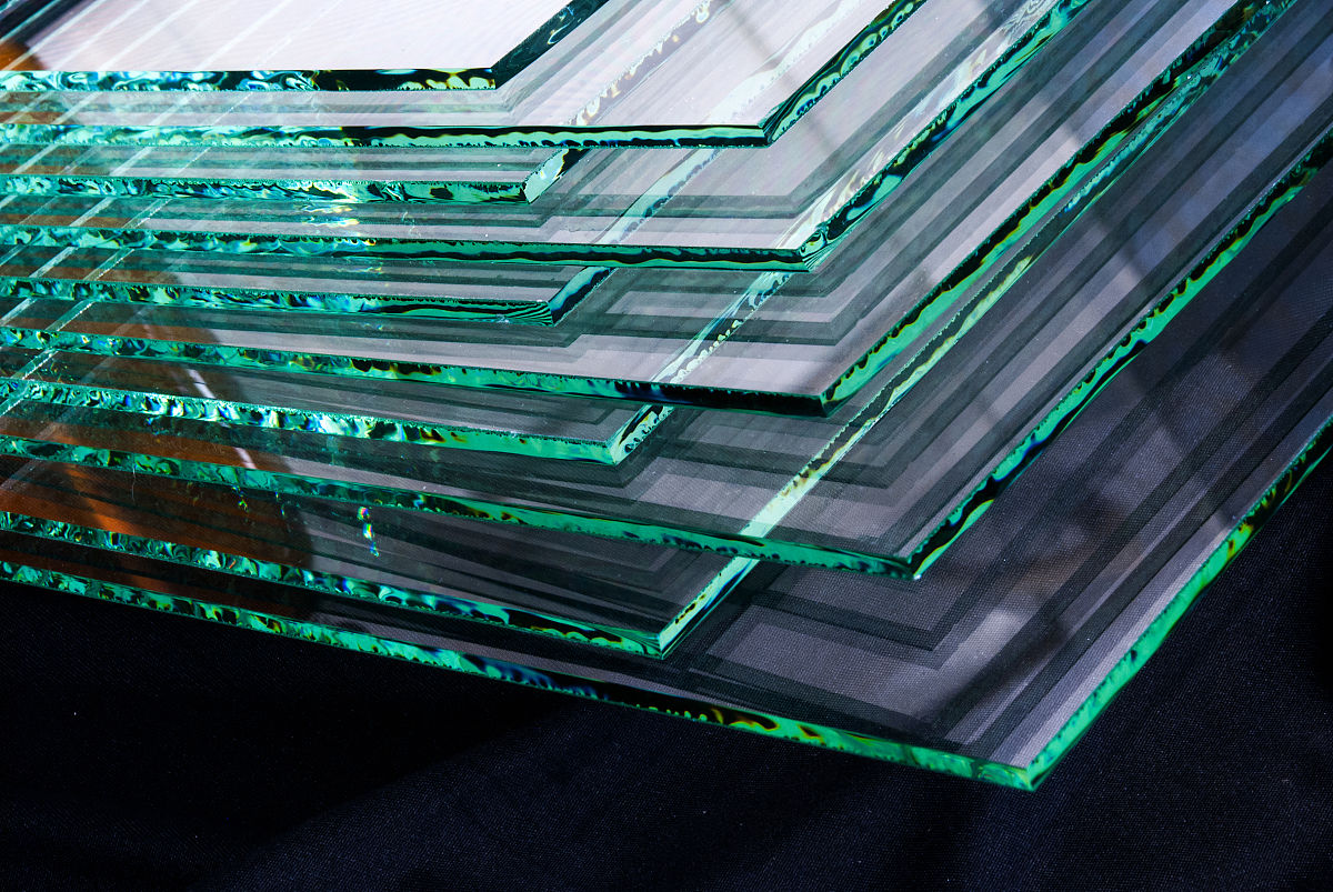 浮法玻璃生产工艺及应用：光洁度高、透光性好