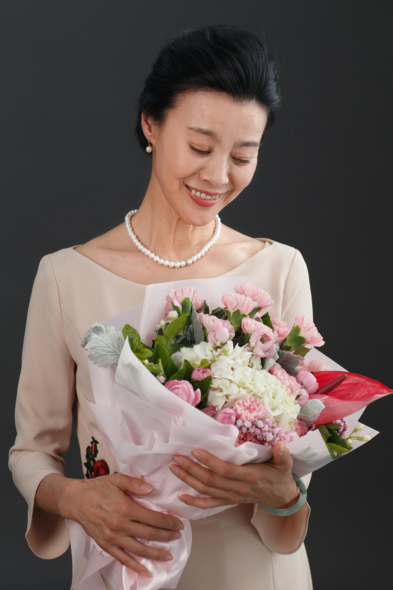 优雅的女士肖像