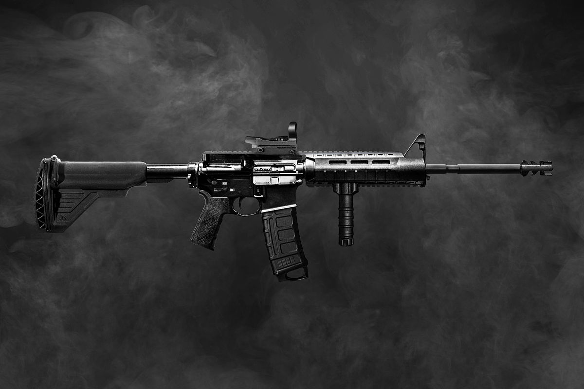 CSGO里怎么用M416击杀雄火龙