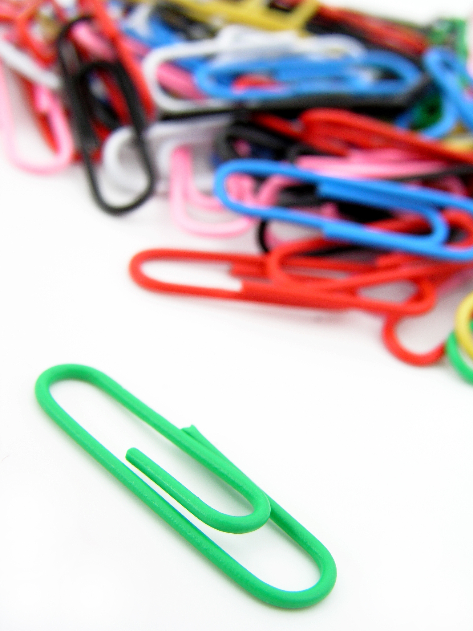 多功能金属回形针：办公生活必备利器