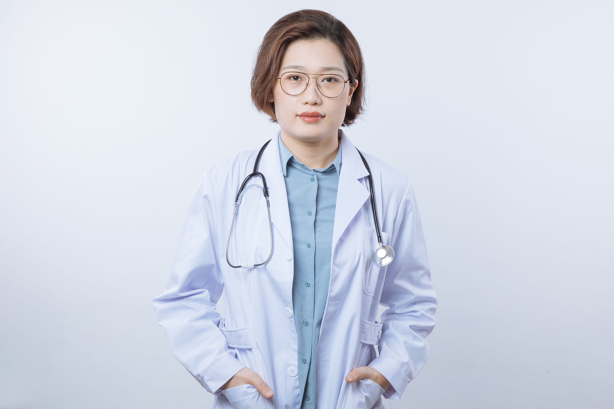 大学生职业生涯规划书：如何制定目标，实现职业成功