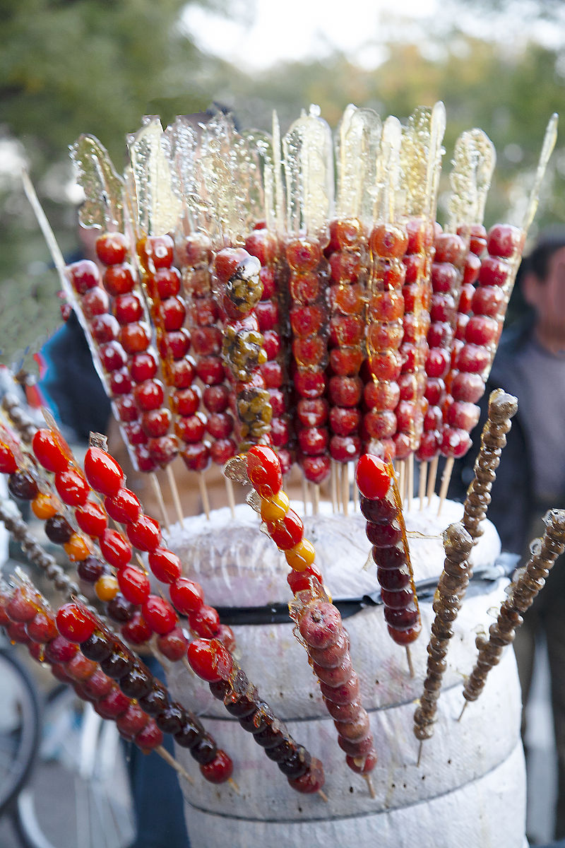 糖葫芦的来历：酸甜背后的千年故事