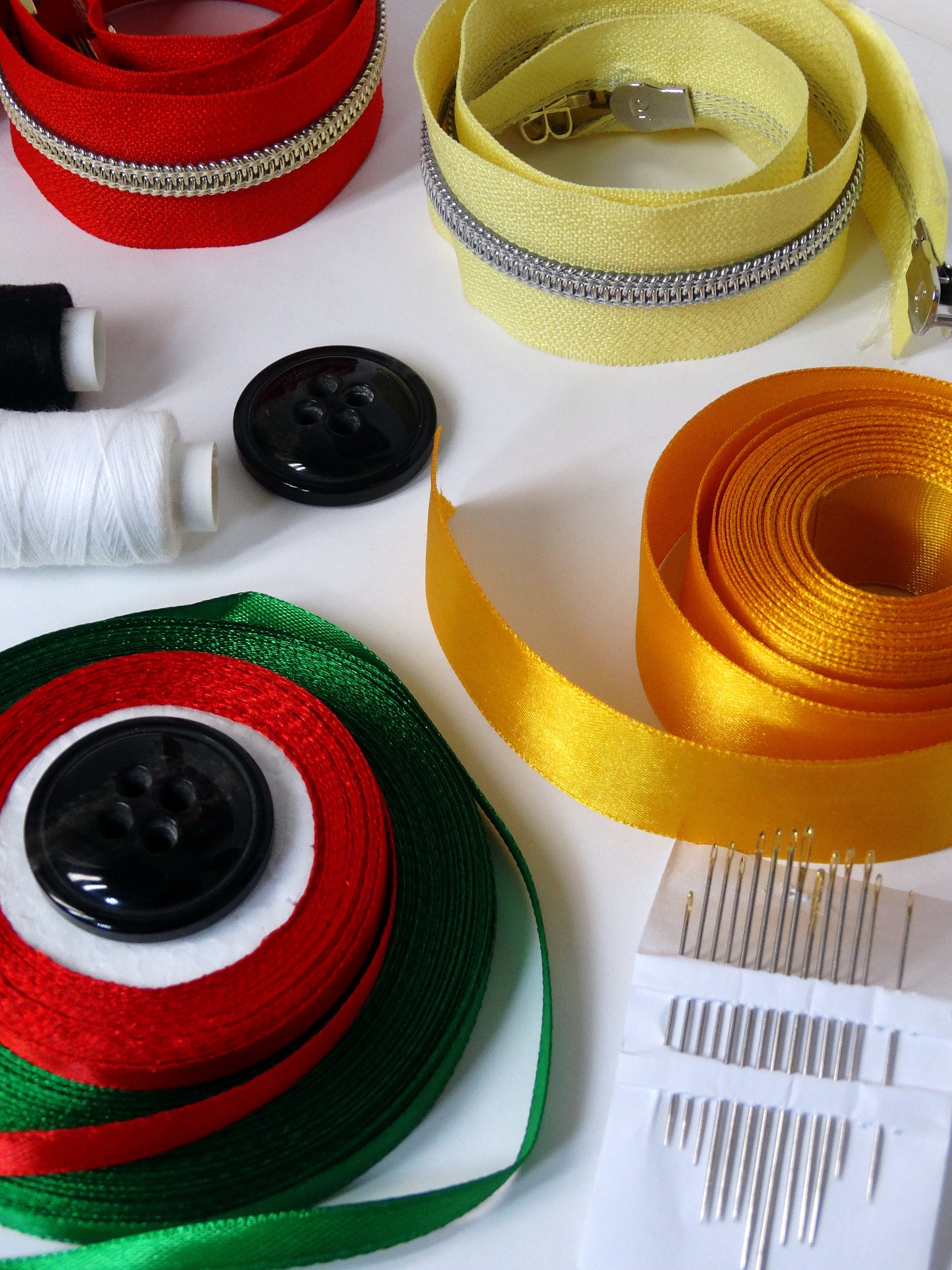 sewing accessories for needlework