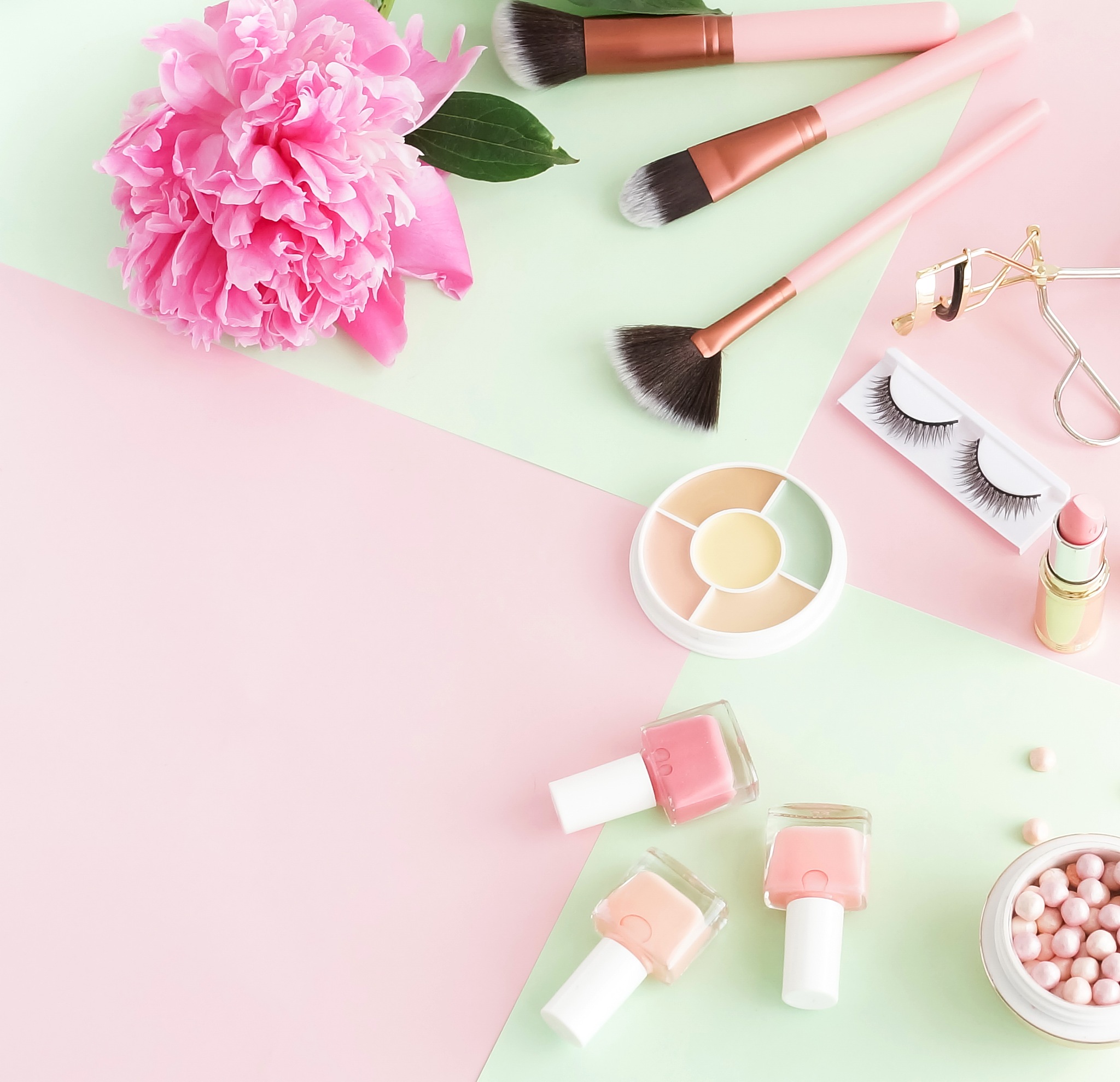 小红书热门内容推荐：美妆、时尚、美食、旅行、生活