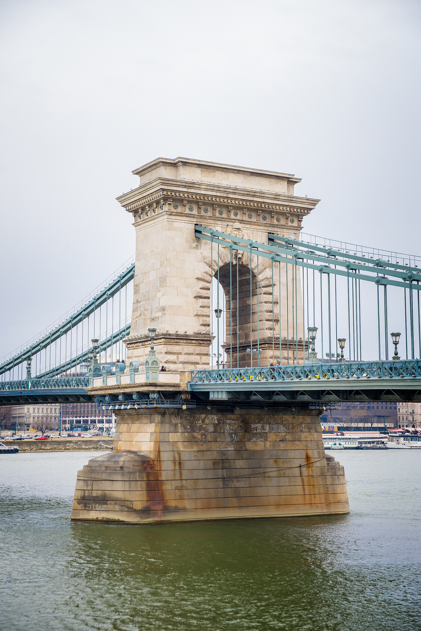 chain bridge