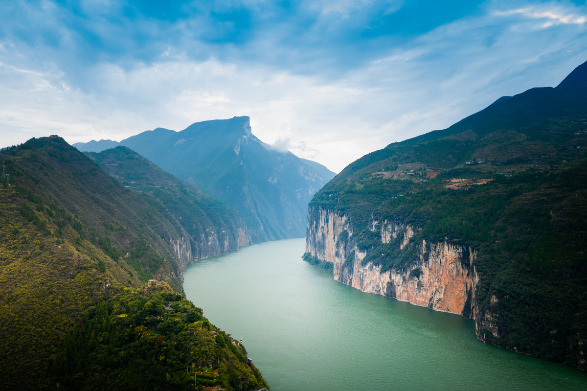 重庆旅游攻略：两江汇流、三峡夔门、鹅公岩大桥、洪崖洞