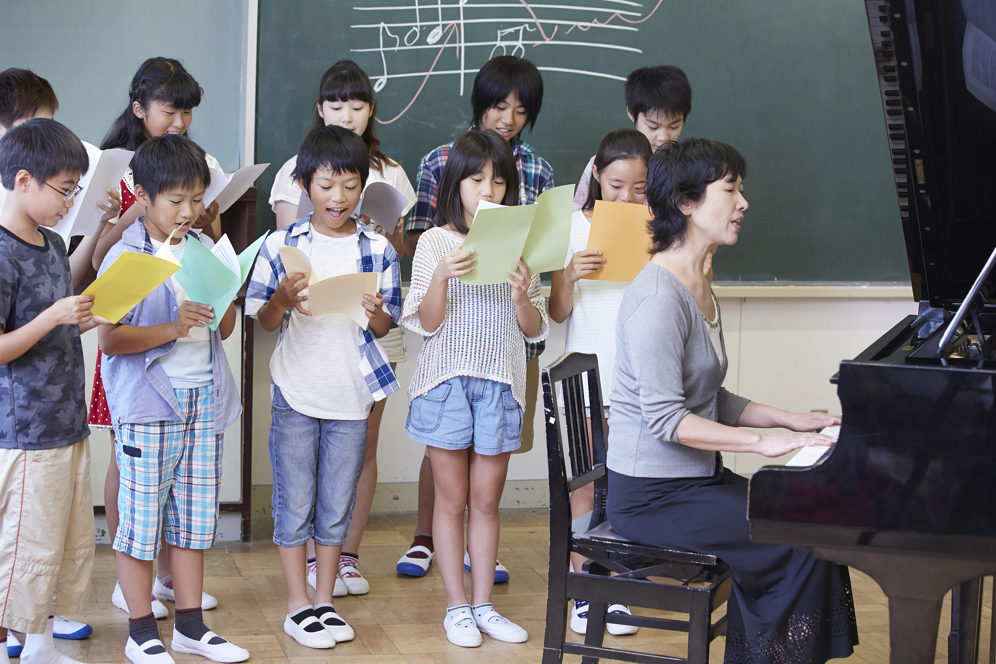 小学教育中的语文与社会：培养语言能力和社会责任感
