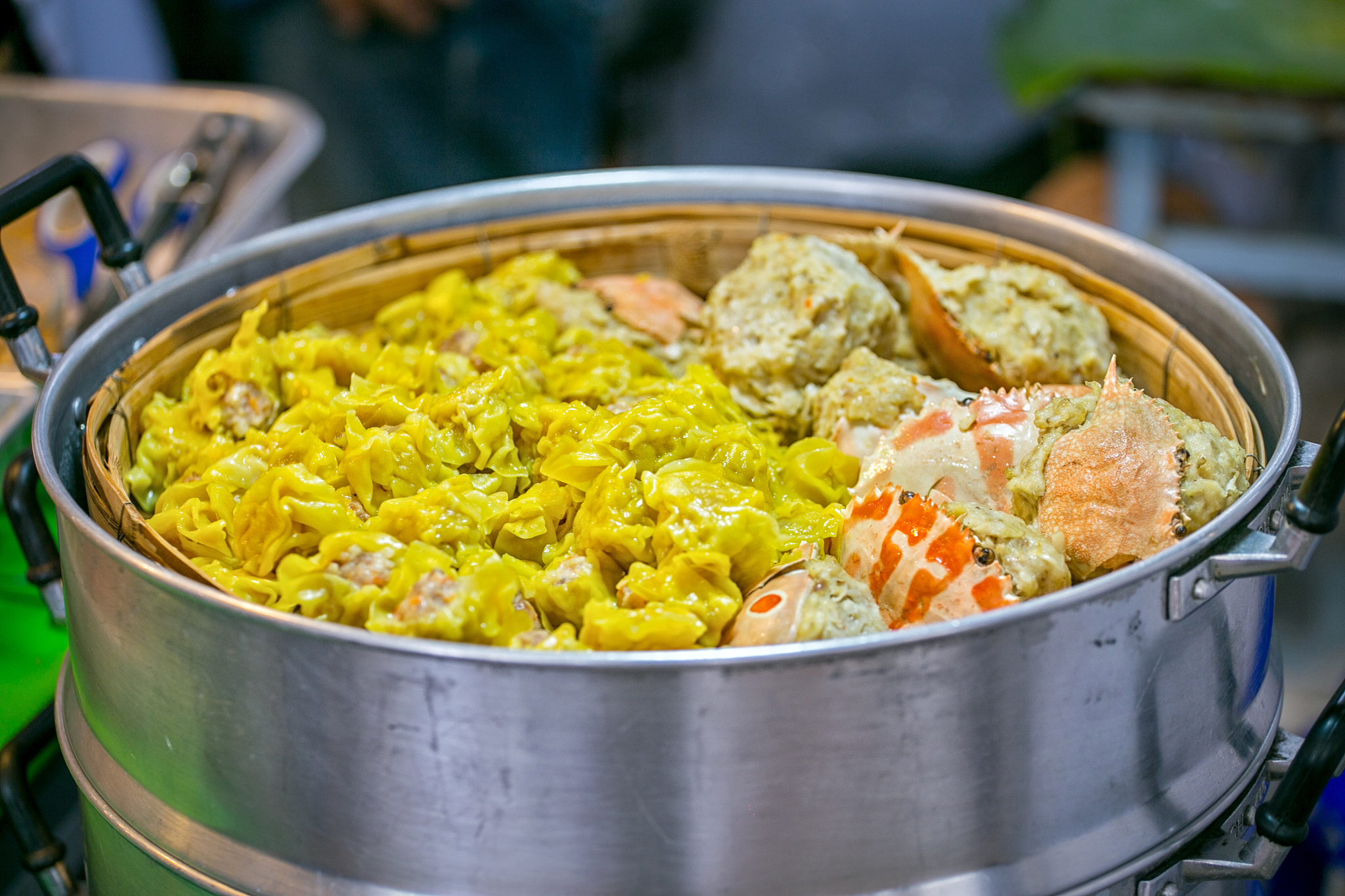 数学题解析：三次操作得到输出值，求解x的范围