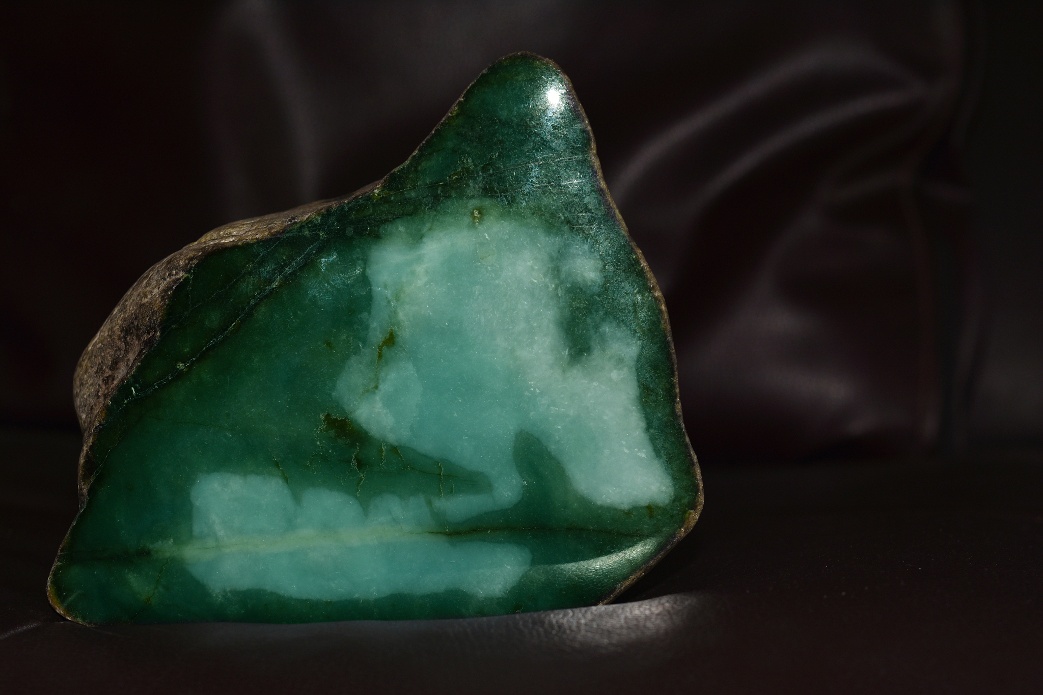 real jade natural sparkling green color