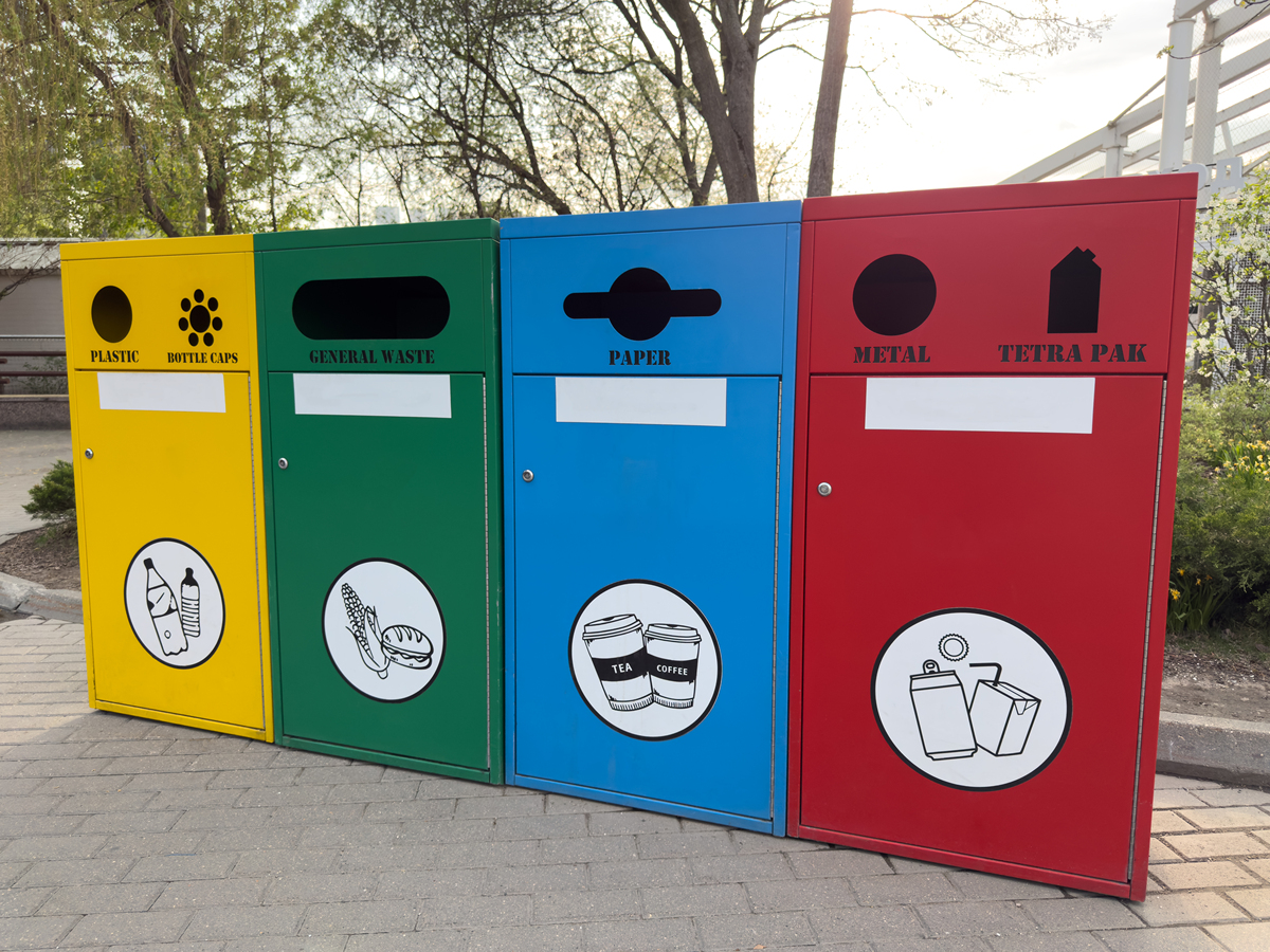 市政垃圾桶能丢生活垃圾吗