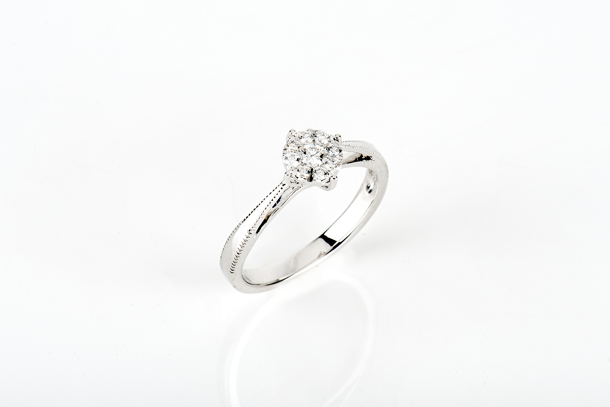 瑞丽国际珠宝翡翠学校2022年招生简章 - 培养你的珠宝翡翠梦想