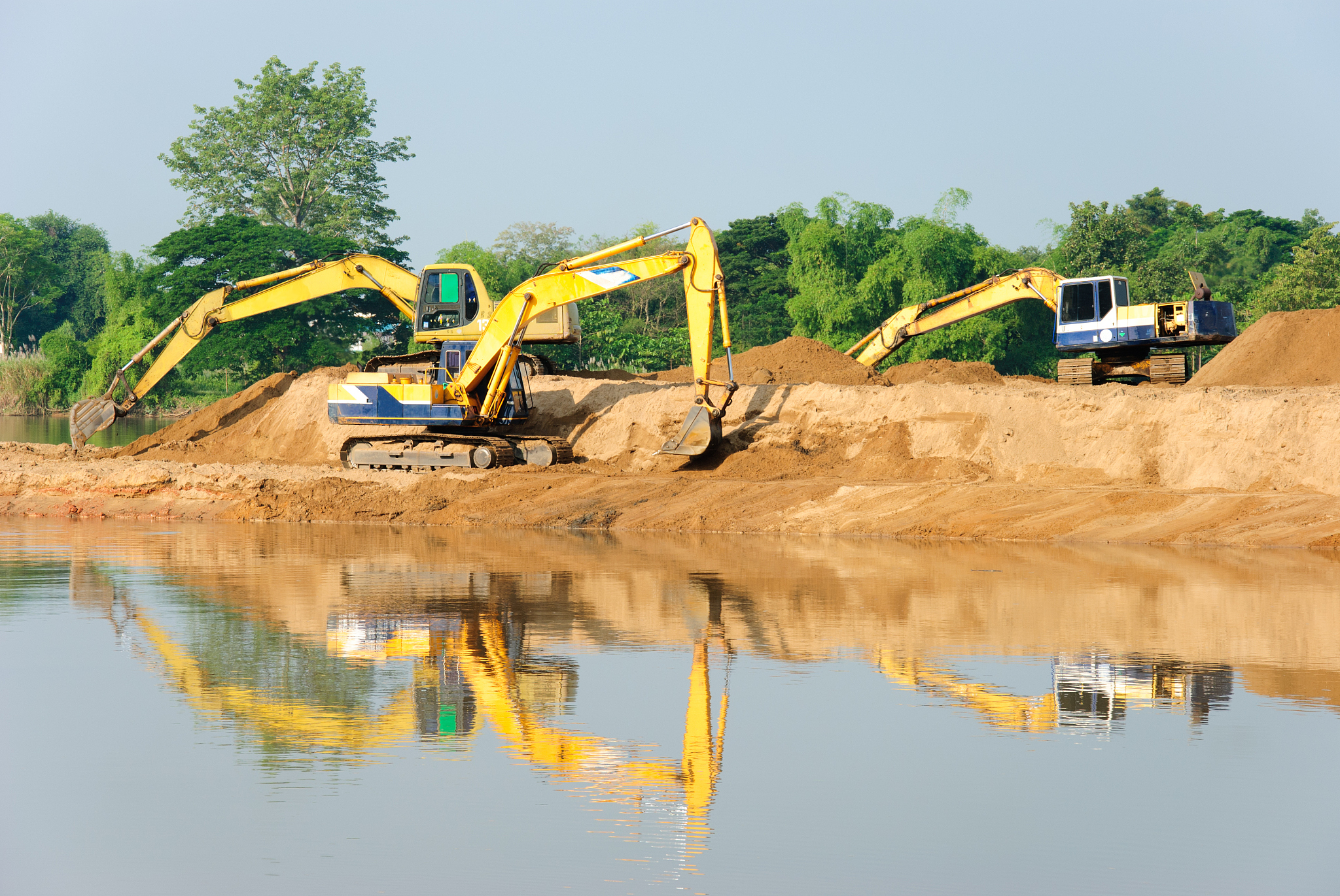 台式机电源选择指南：10A够用吗？