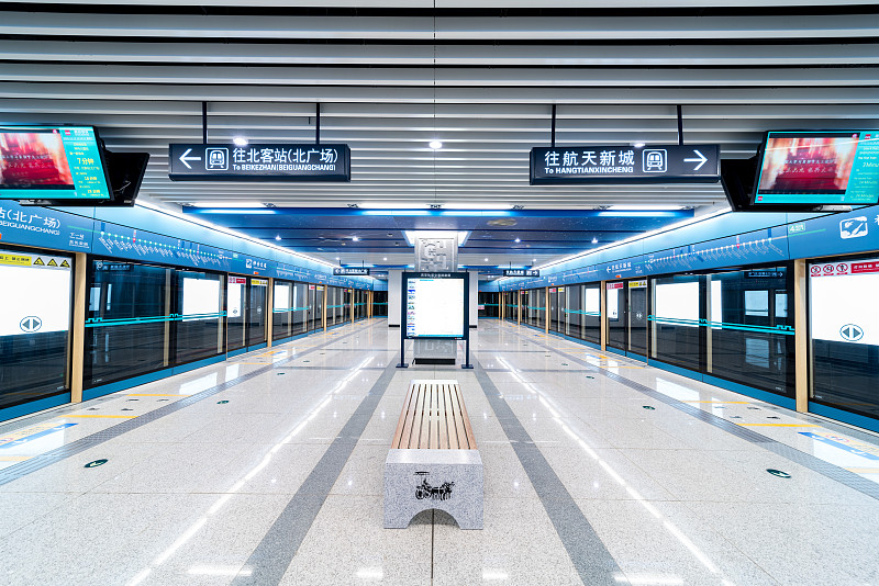 地铁传媒逐渐成为都市什么的重要窗口？