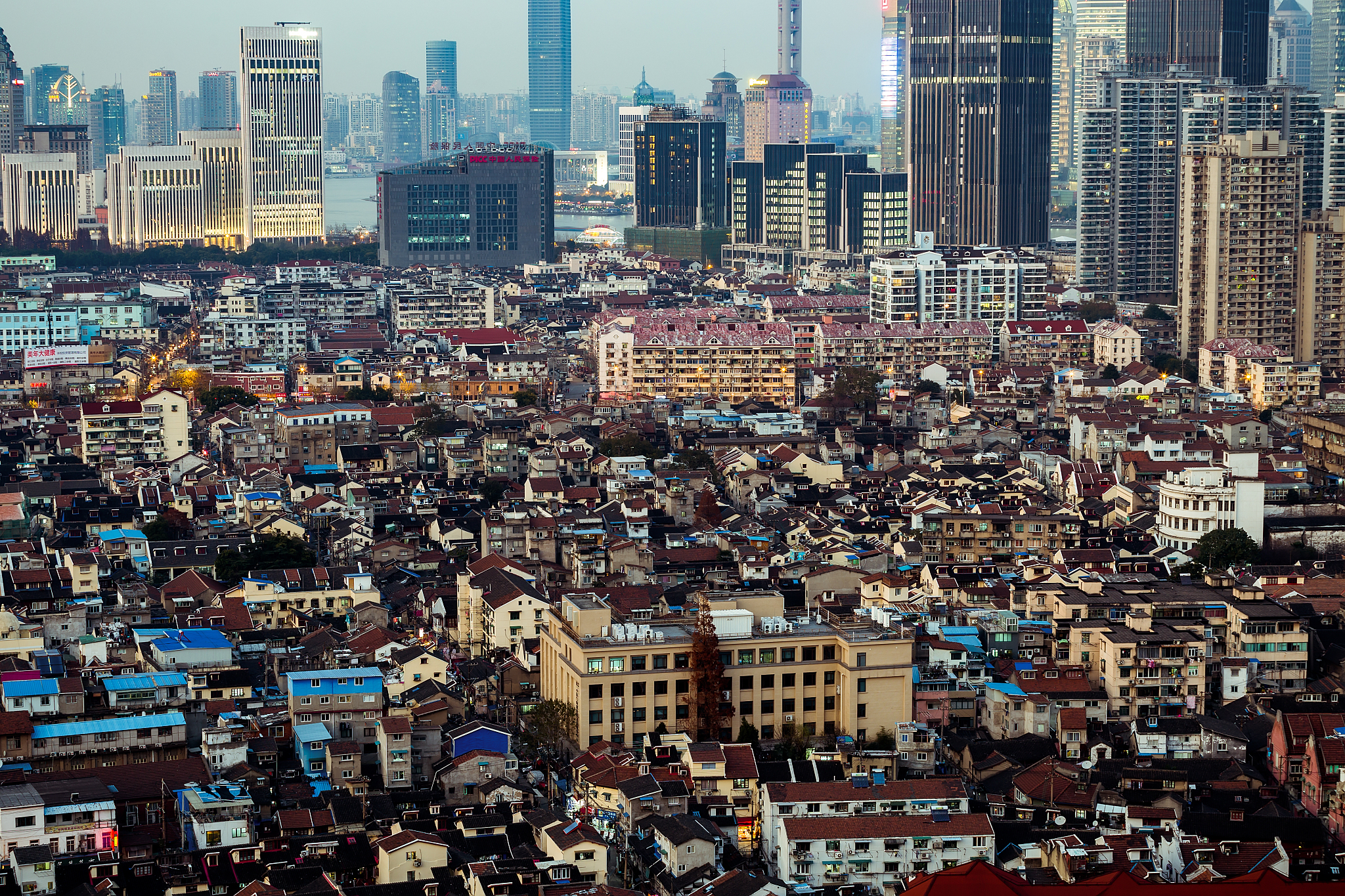 成都华夏旅游商务学校有什么要求