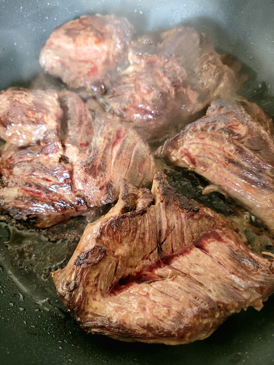 卤牛肉怎么卤才不柴不腥,好吃还缩水少