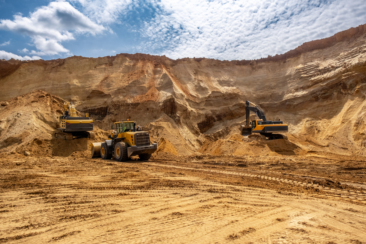 有关矿山环境修复废弃矿山利用的论文正文部分2000字