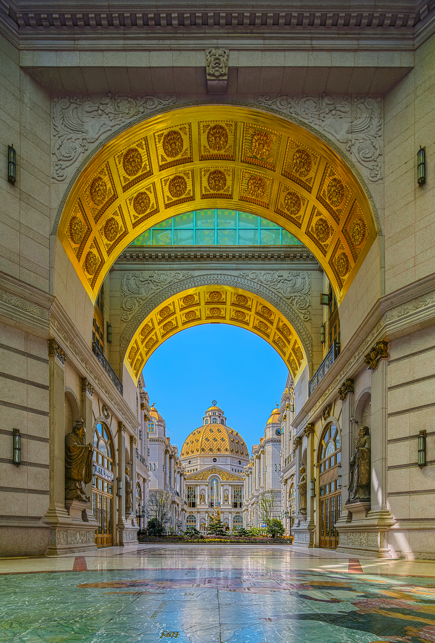 巴达仍贵一日游 写一篇300字小学作文