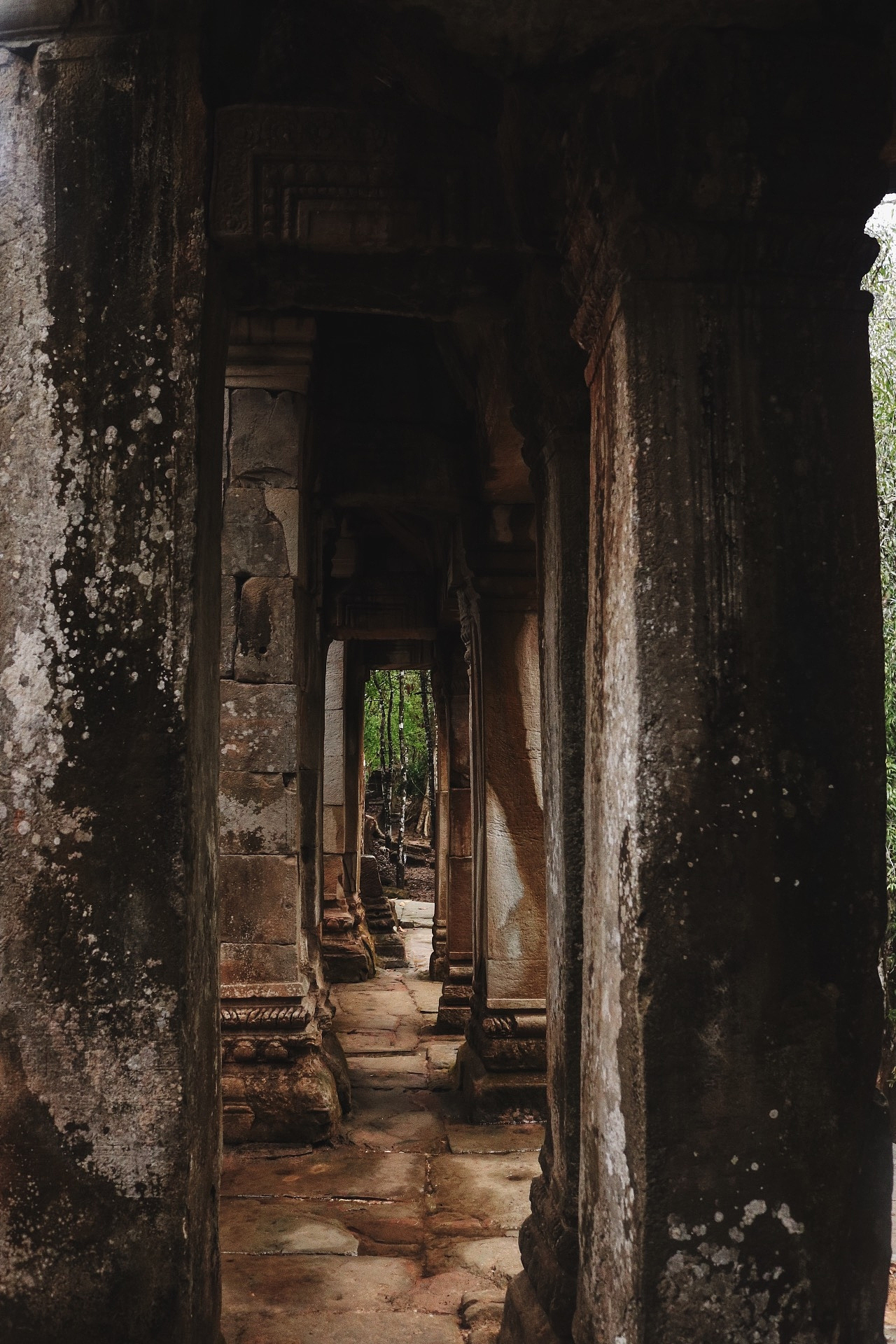 破败客栈，诉说昔日辉煌 | 古代客栈描写句子