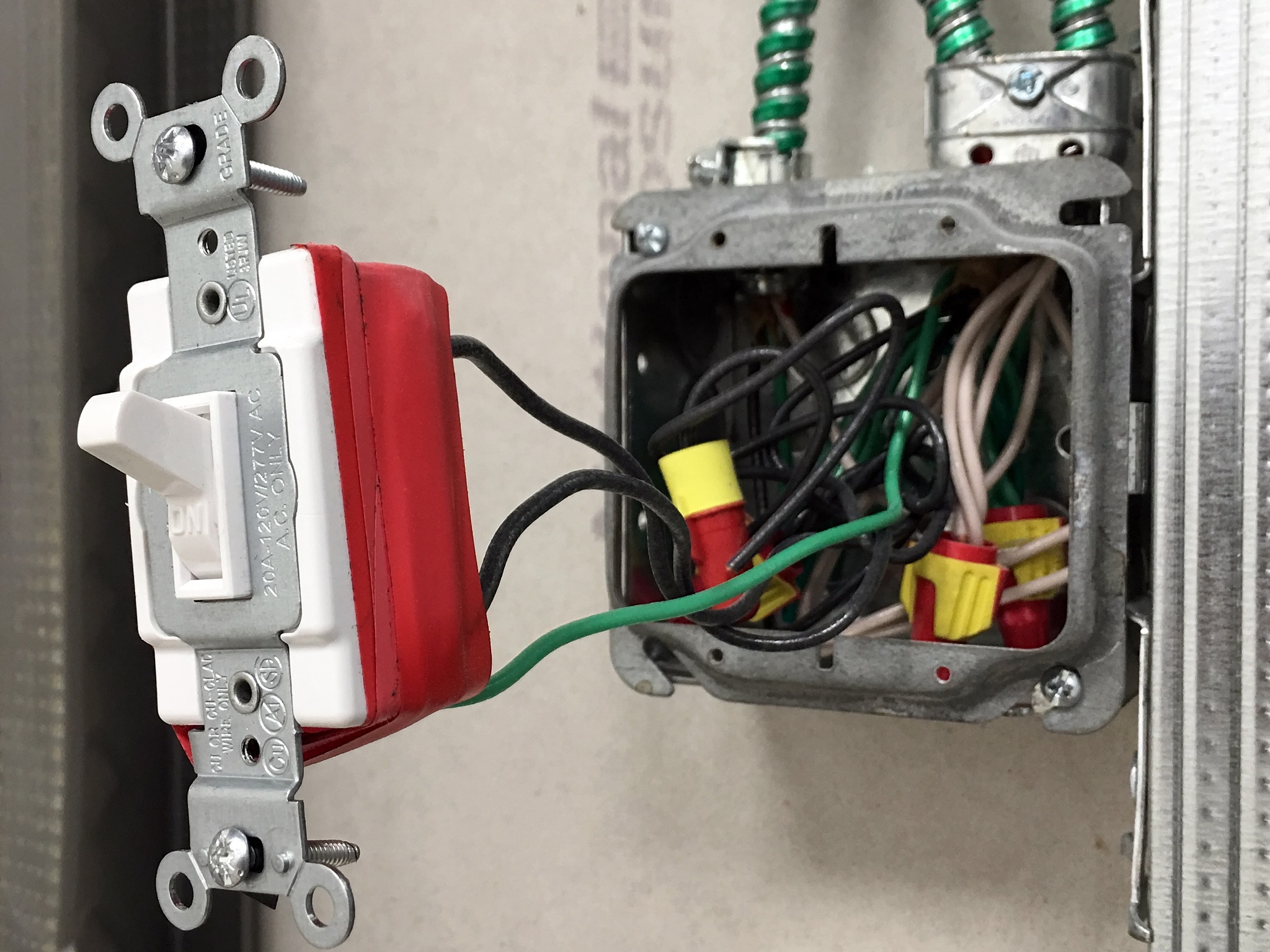 吊篮限位器电压是多少？24伏直流电压保障安全