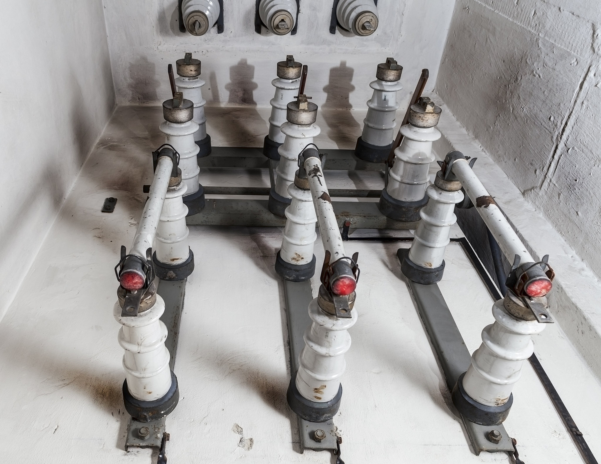 SMC 3 Port Solenoid Valve with D-sub Connector: Plug-in, Individual Wiring for Industrial Automation SMC 3 Port Solenoid Valve with D-sub Connector: Plug-in, Individual Wiring for Industrial Automation