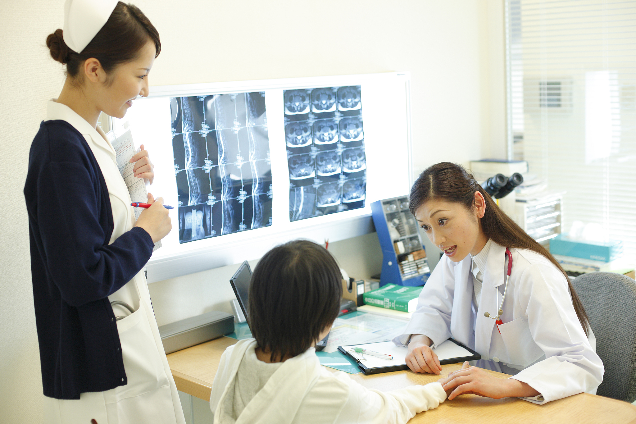 四川女生中专学什么专业好？2022年热门专业推荐