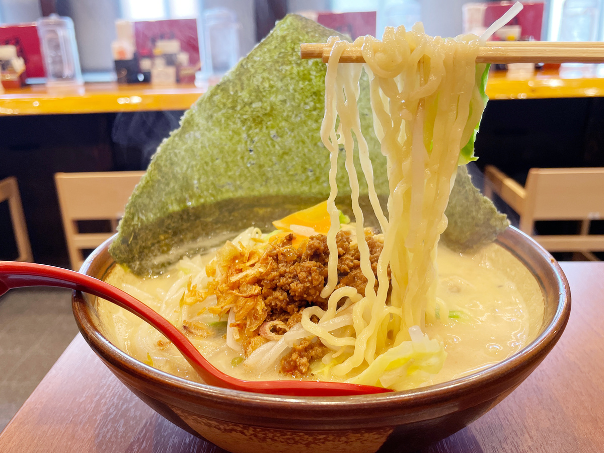 酸辣爽口！金汤酸菜肉丝面，连汤汁都喝光光！