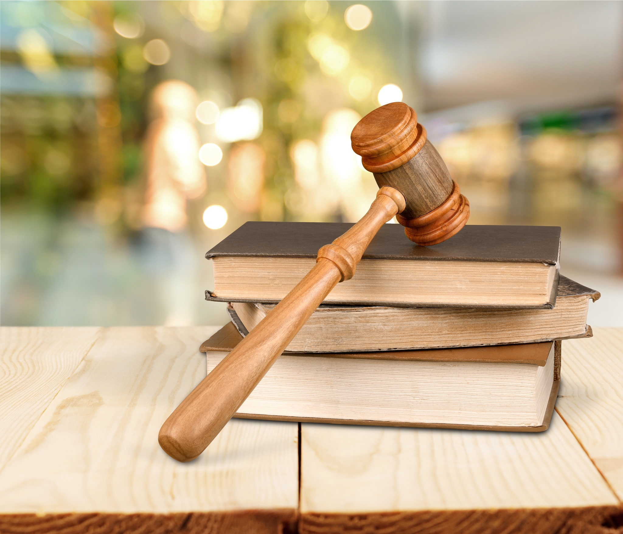 刑事案件律师选择指南：专业、诚信、团队、责任心