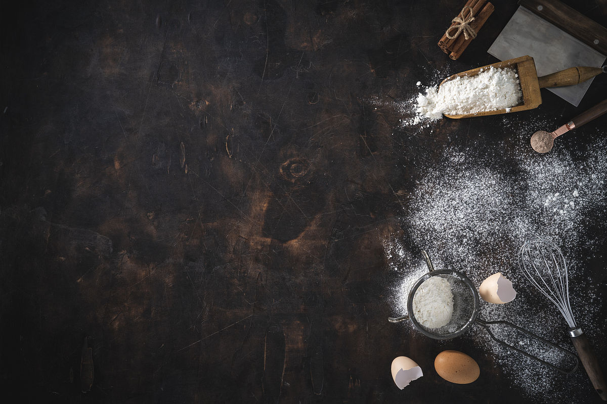 帮我起一个有趣的中文账号昵称，包含“不吃鸡蛋”的意思