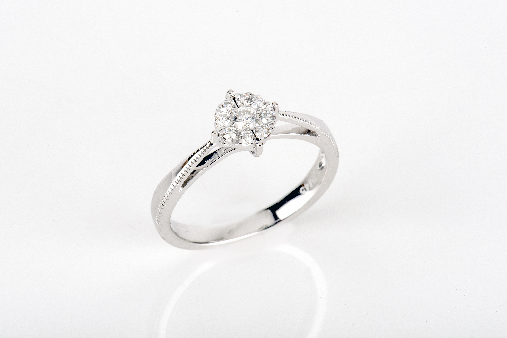 瑞丽国际珠宝翡翠学校2022年招生啦！联系电话速看！