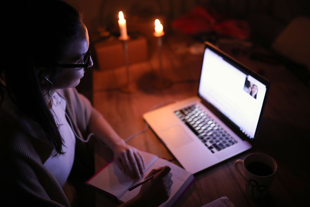 干部违法讨论会情况报告怎么写