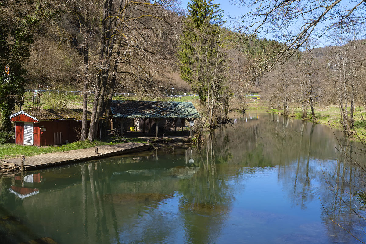 的辽宁盘锦河湖整治工程二级资质新办及转让多少钱要求语言生动活泼 重复率低于10 文章结尾加一句小吕谈资质