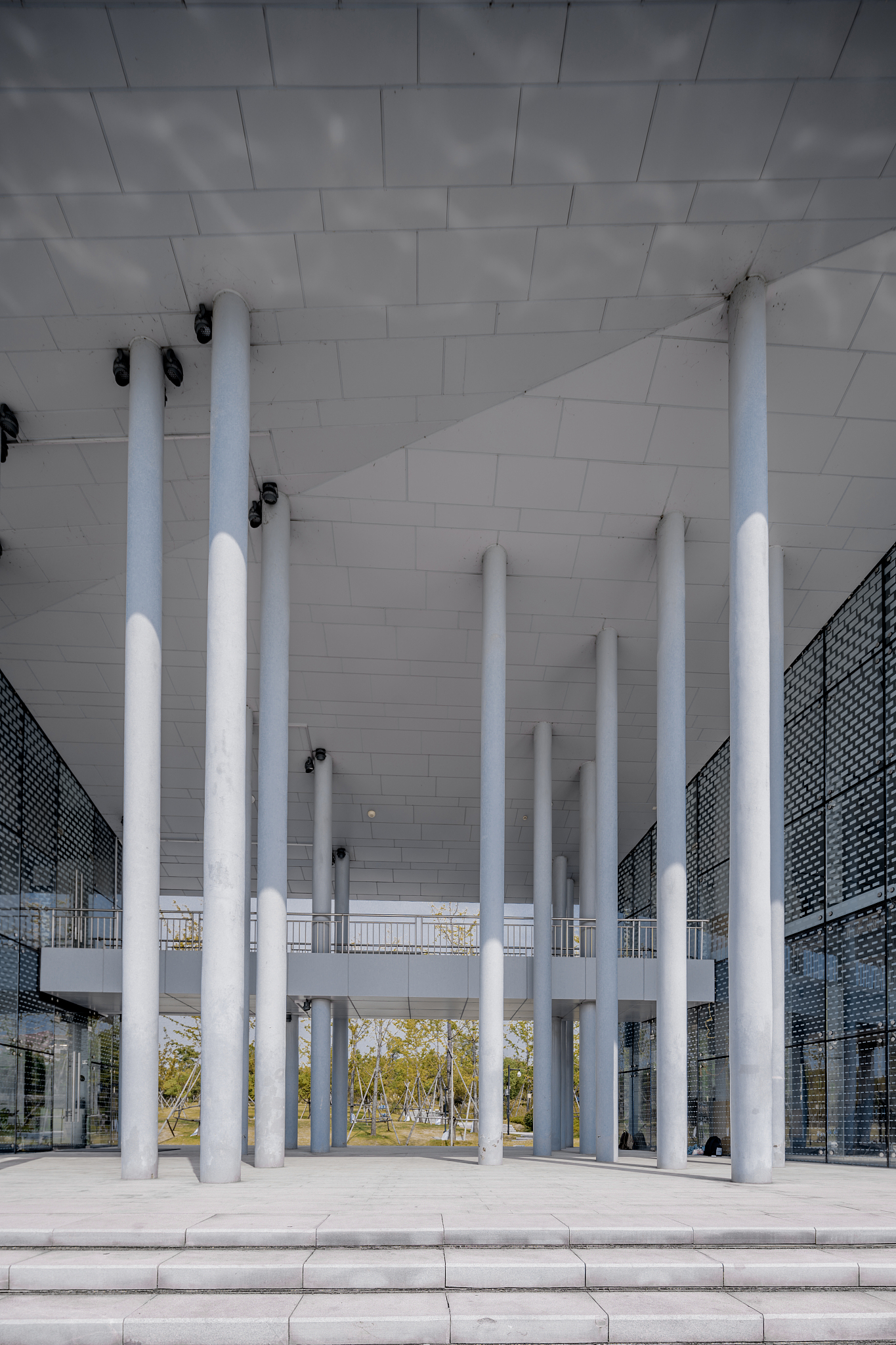 金华市媒体曝光求助热线是多少？最管用的曝光平台 要求：创建一篇1500至2000字的解决方案