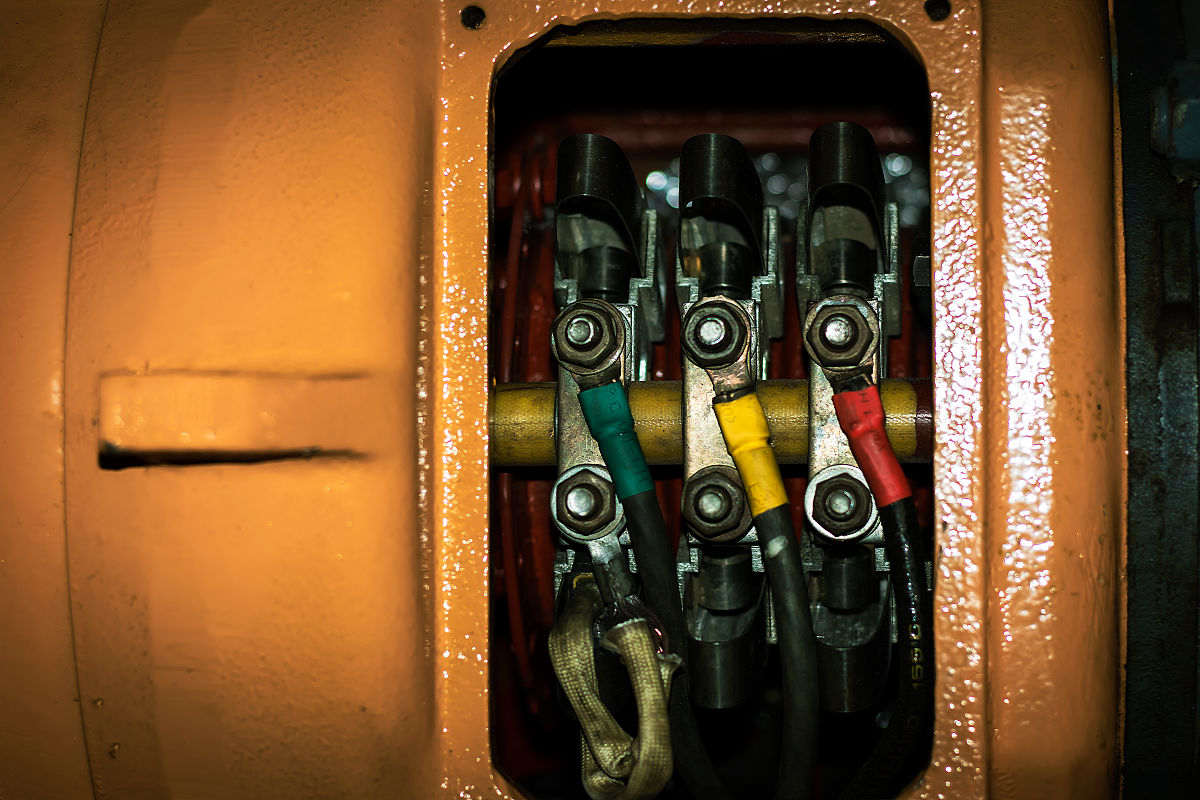 已经从事电机工作一段时间了写一篇电机工作日志